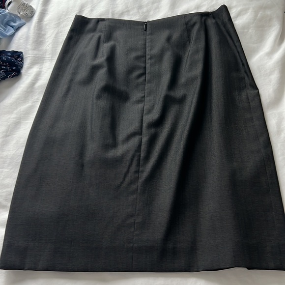 Hugo Boss Skirt - Picture 3 of 4